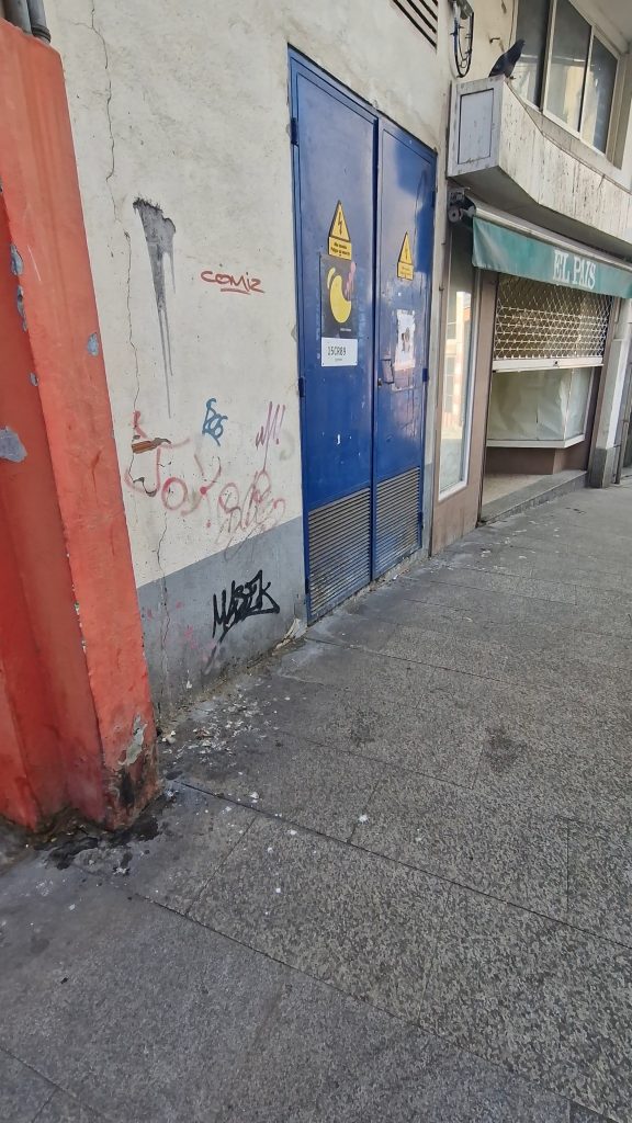 Quejas por el mal estado de las calles peatonales de O Burgo - Noticias ...